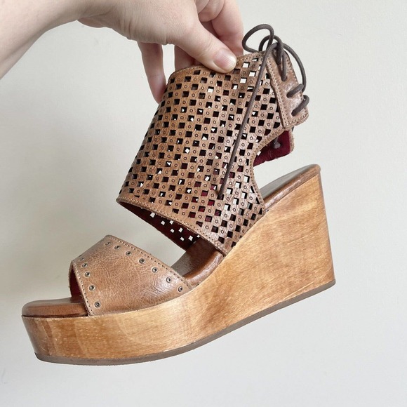 Bed Stu Shoes - Bed Stu Enid Women's Wedge Shoes brown size 10